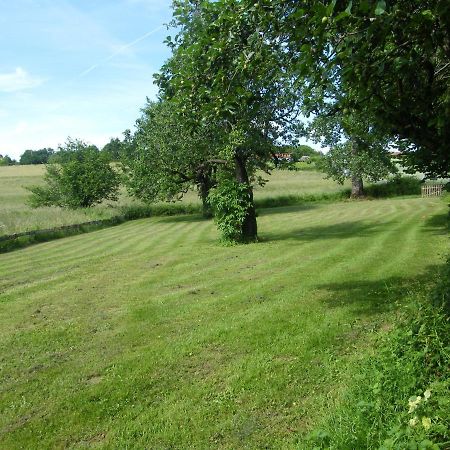 Pear Tree Gite Génis Kültér fotó